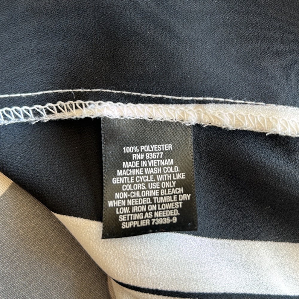Worthington black and white stripe blouse szM - Picture 9 of 9